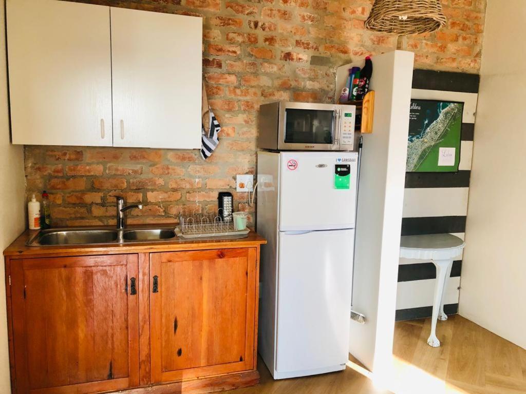 Self Catering Apartment - 드 켈더스 외부 사진
